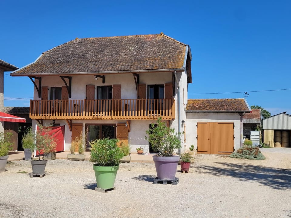 Chambre d'hôtes , kenya, le petit cocon d'auré Bed and Breakfast in Auvergne-Rhône-Alpes
