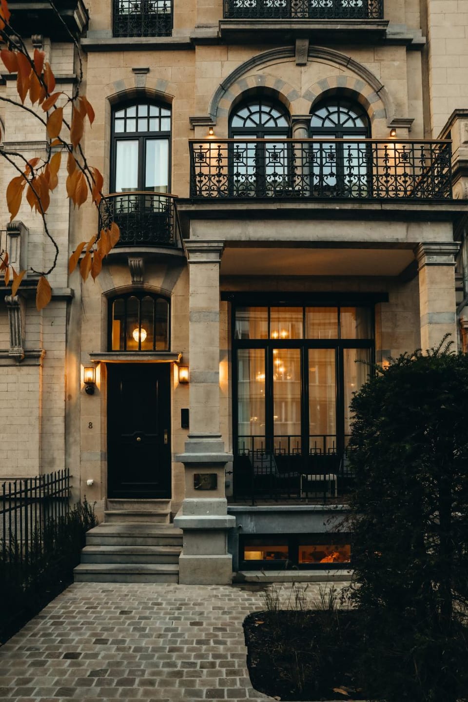 Facade/entrance