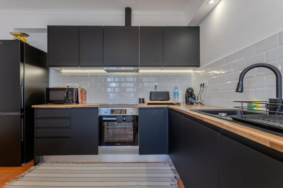 GuestReady – Sunlit Duplex Escape Apartment in Ponta Delgada