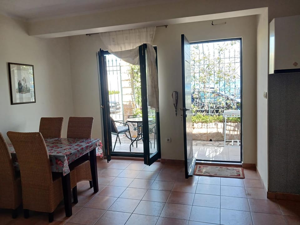 Studio apartman Monte 2 Apartment in Kotor Municipality