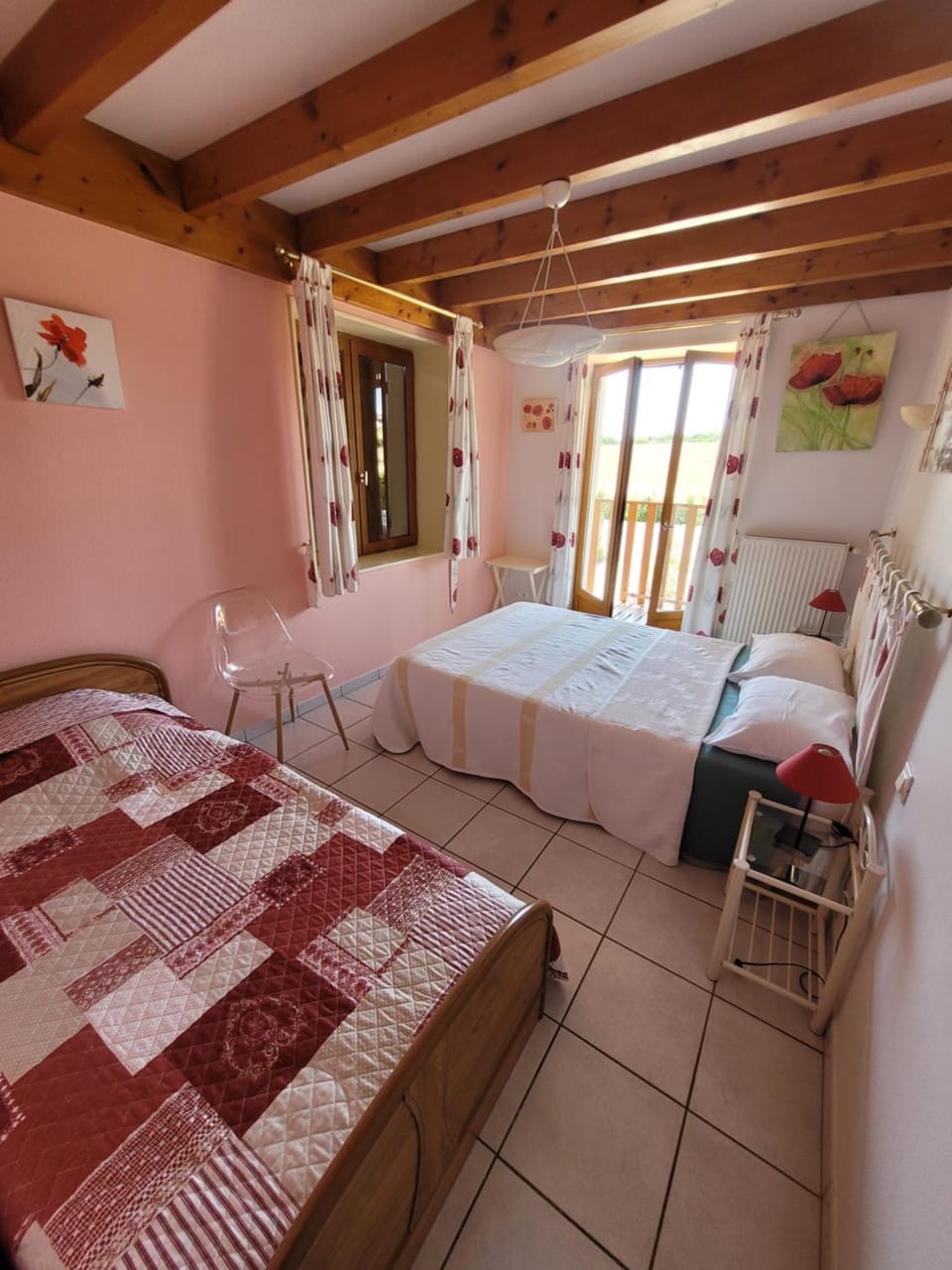 Chambre d'hôtes, coquelicot, le petit cocon d'auré Bed and Breakfast in Auvergne-Rhône-Alpes