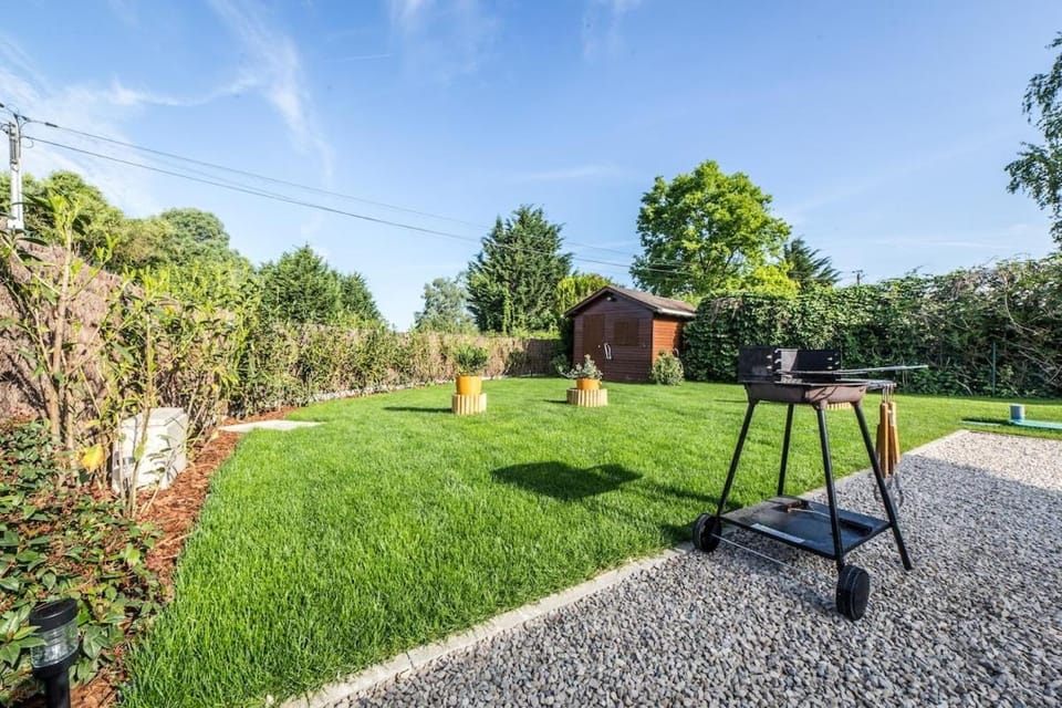 BBQ facilities, Garden