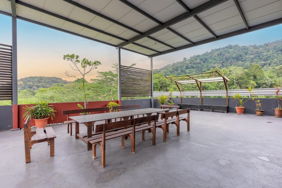 ForestEdge bungalow 9BR 42pax Templer Villa Villa in Selangor, Malaysia