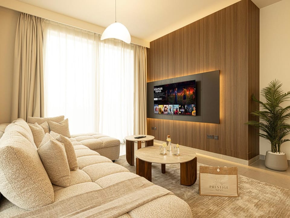 Communal lounge/ TV room, TV and multimedia, Living room, Seating area