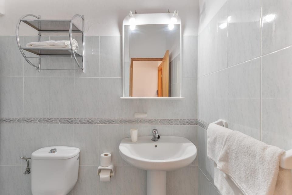 Bathroom, Living room