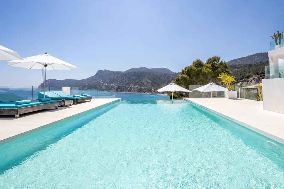 Tranquil San Jose Villa with 6 Bedrooms 1045 Villa in Ibiza