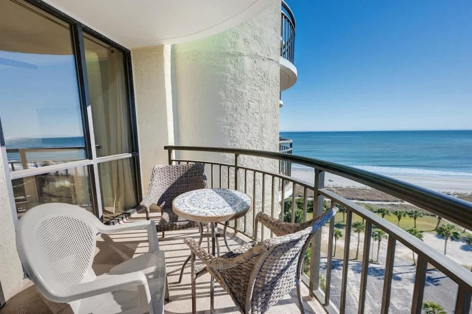 Direct Oceanfront at Meridian Plaza, Pools & Views House in Myrtle Beach