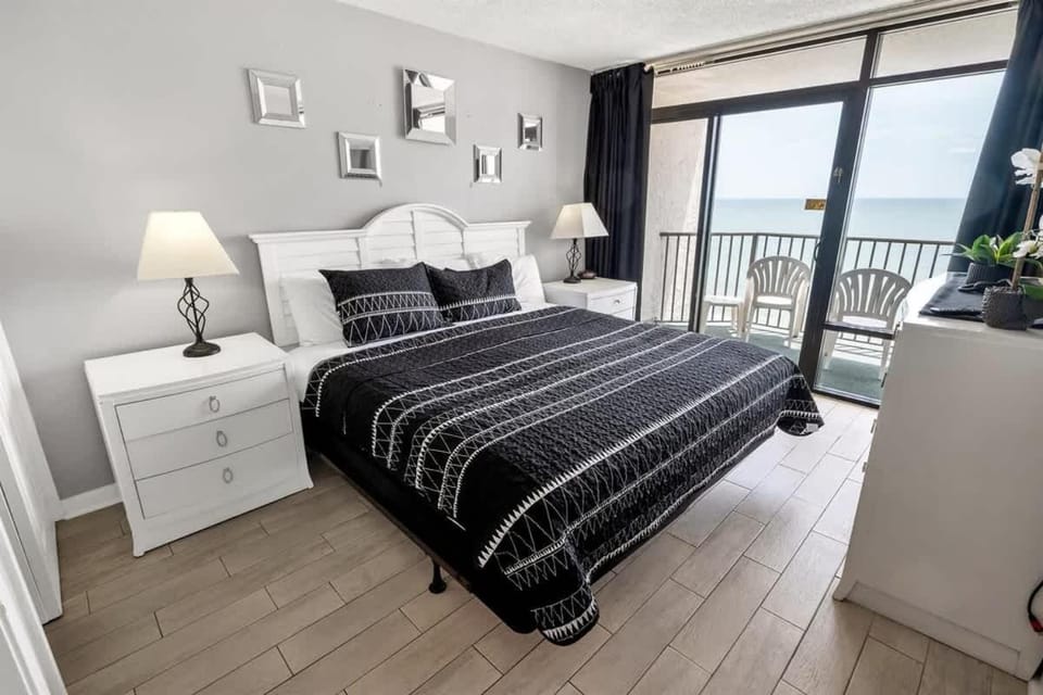 Ocean Park Private, Luxurious & Incredible Views House in Myrtle Beach