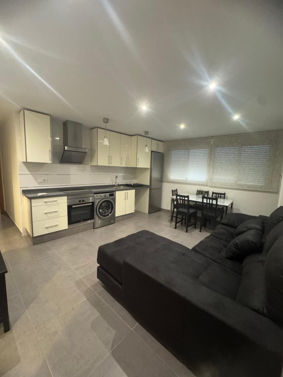 Kitchen or kitchenette, Living room, Seating area, stove