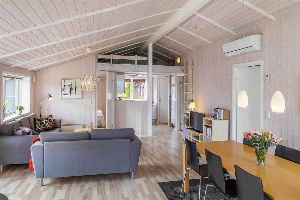 M166-Vaeggerlose-Marielyst-Strandpark-80 House in Væggerløse