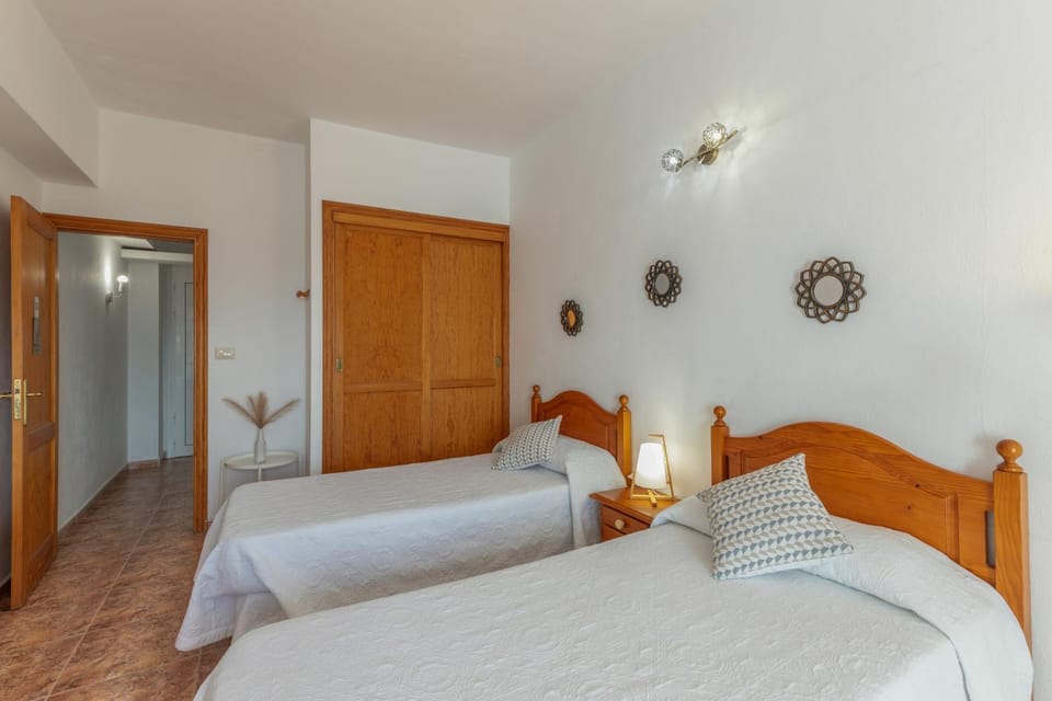 Property building, Living room, Bedroom
