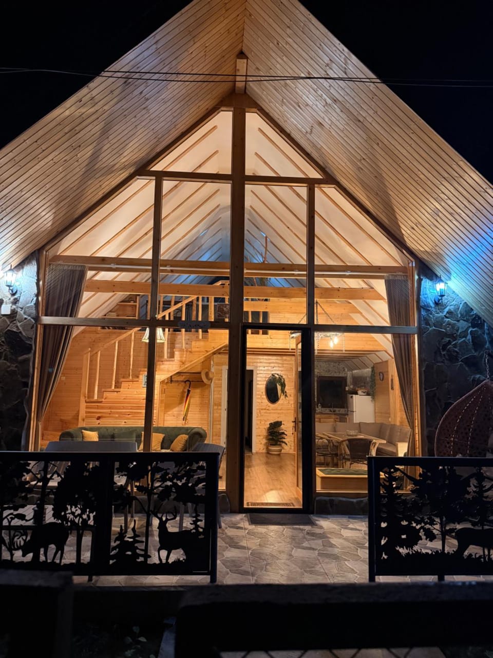 EcoCottage Didi Mindori - Among the Pines Chalet in Georgia