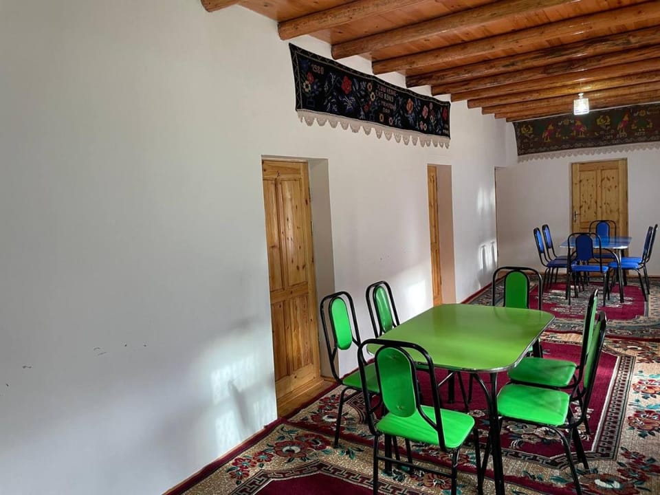 Firdavs guest house with mountainiring horse camel riding and hiking services Hotel in Europe