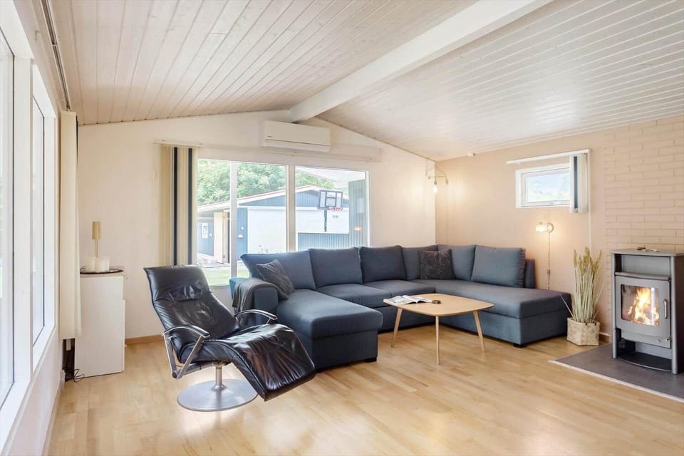 M162-Vaeggerlose-Solvpilevej-5 House in Væggerløse
