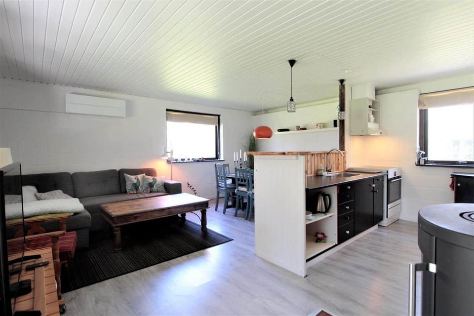 M193-Vaeggerlose-Rorgraesvej-5 House in Væggerløse