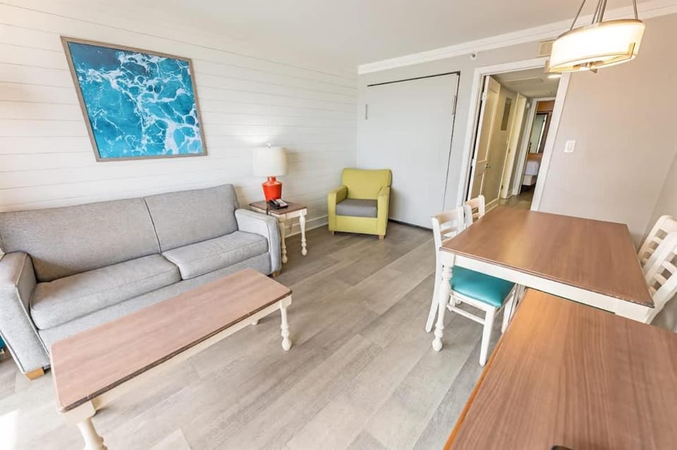 New Remodeled, Grand Cayman 662, Nice Decor,Pools! House in Myrtle Beach