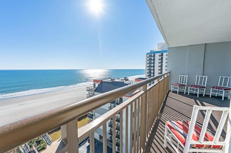 Newly Remodeled 3BR Grand Cayman Modern View Pools House in Myrtle Beach
