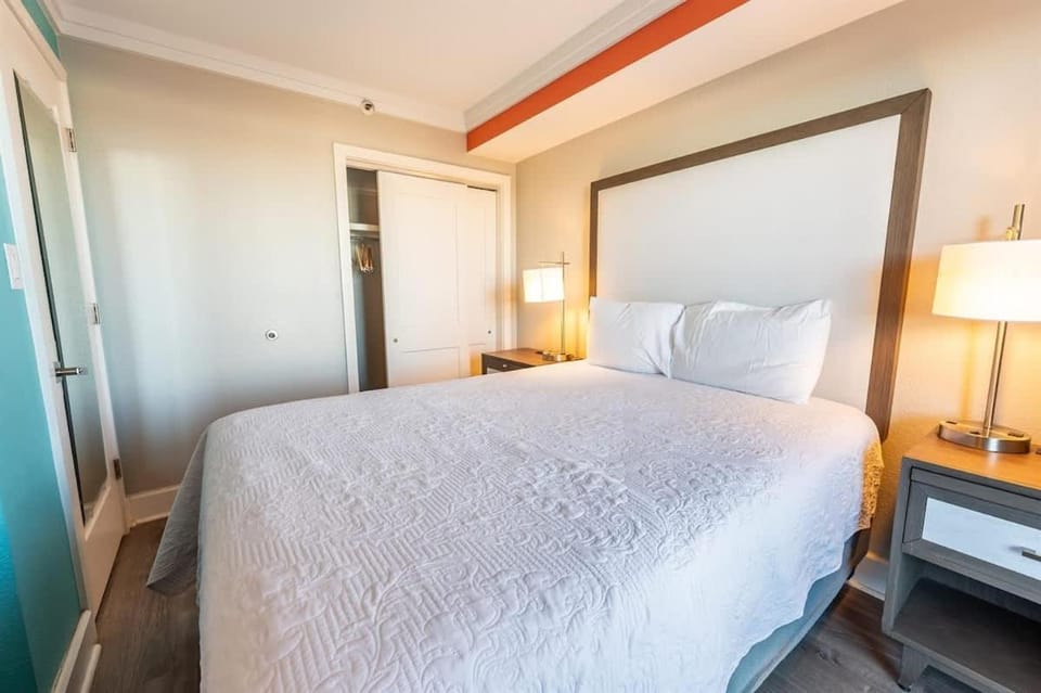 Newly Remodeled 3BR Grand Cayman Modern View Pools House in Myrtle Beach