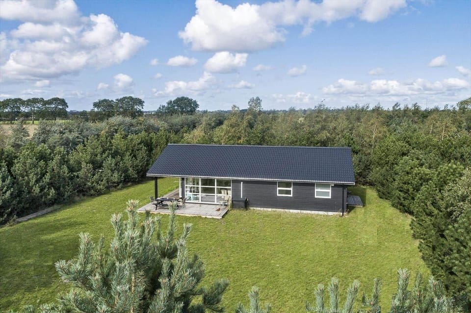 M16018-Vaeggerlose-Savavej-41 House in Væggerløse