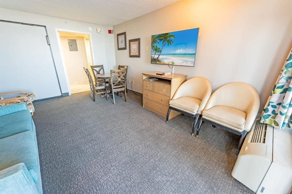 Oceanview Landmark,King Bed,Handicap Accessibility House in Myrtle Beach