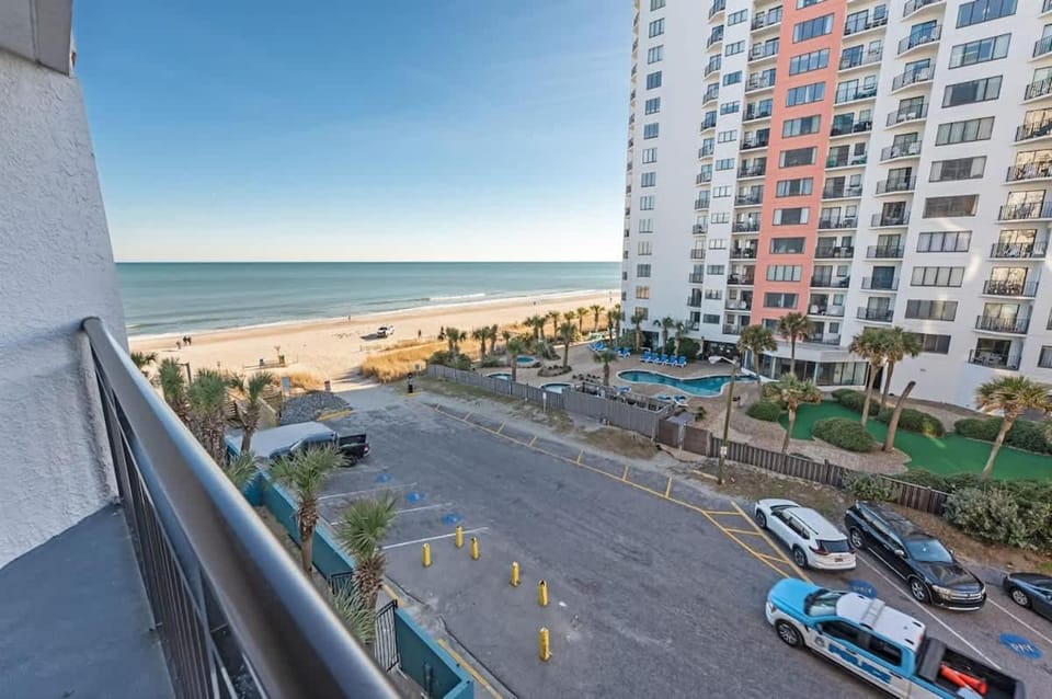 Oceanview Landmark,King Bed,Handicap Accessibility House in Myrtle Beach