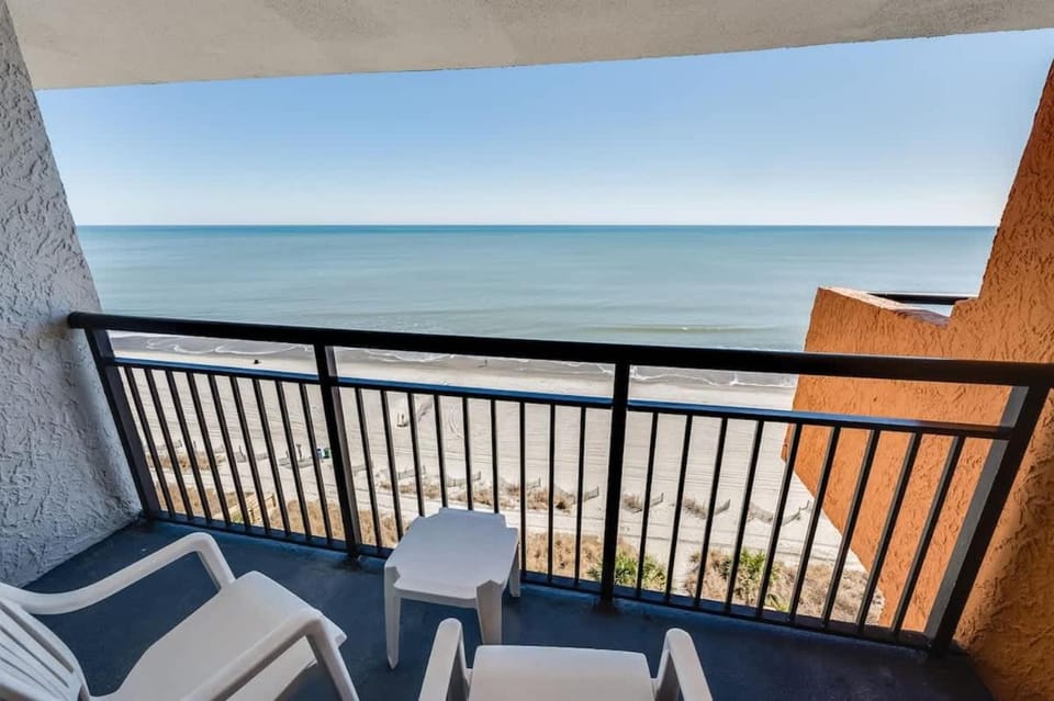 Landmark Resort, Direct Oceanfront View,High Floor House in Myrtle Beach