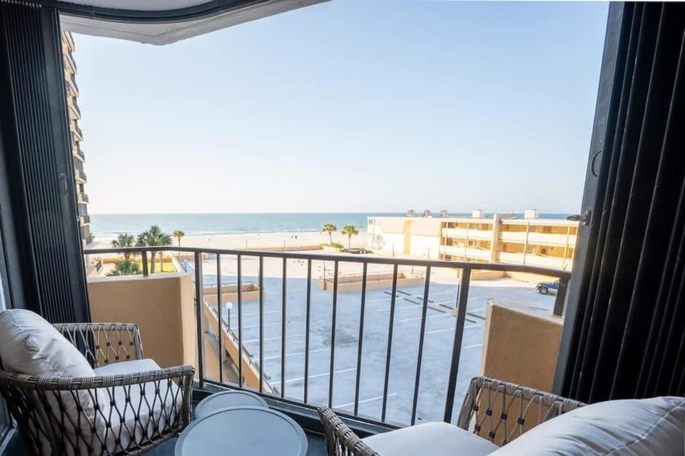 New, Oceanview Remodeled, Private Maisons Sur Mer! House in South Carolina