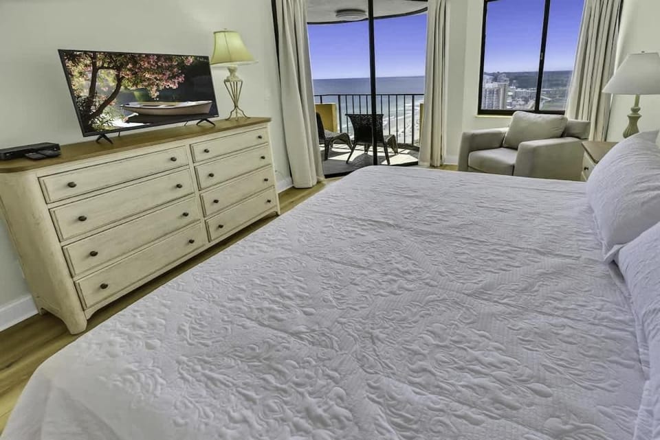 New,Top Floor Views,Private Maisons Sur Mer,Pools! House in South Carolina