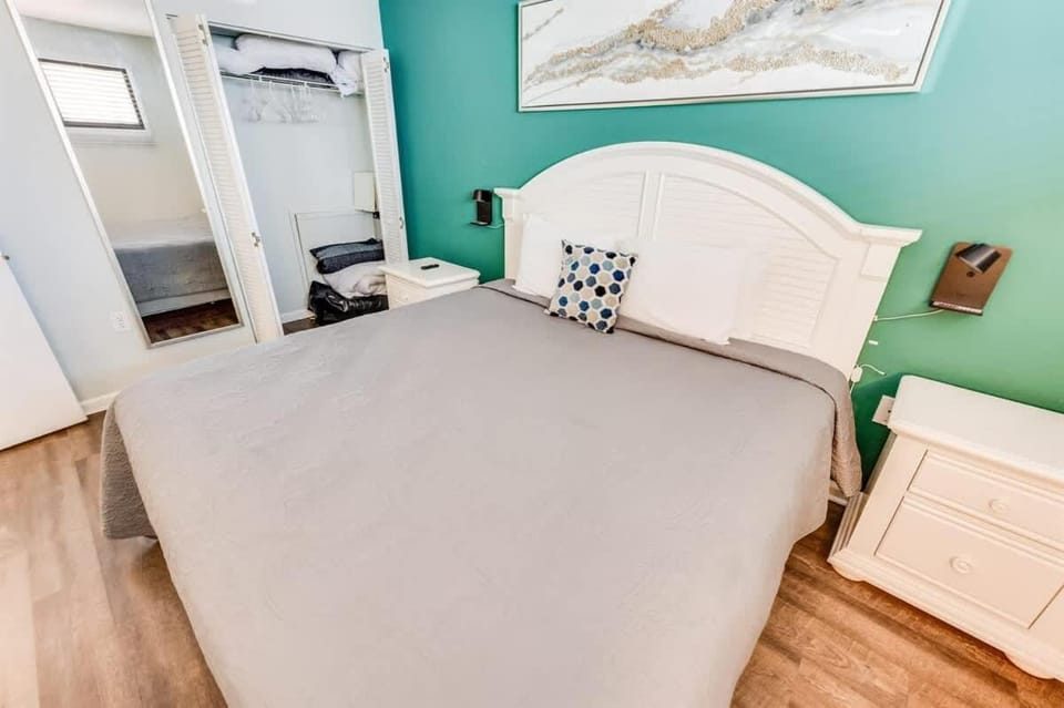 New, Beautiful Decor, Meridian Plaza, Pools, Nice! House in Myrtle Beach