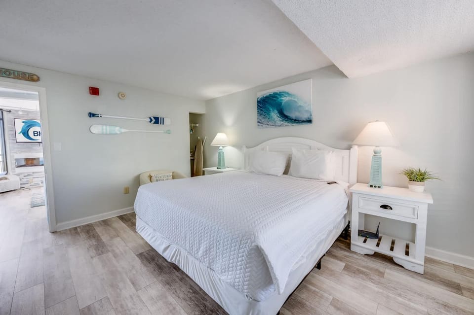 High Floor, Direct Oceanview, Monterey Bay, Pools! House in Myrtle Beach