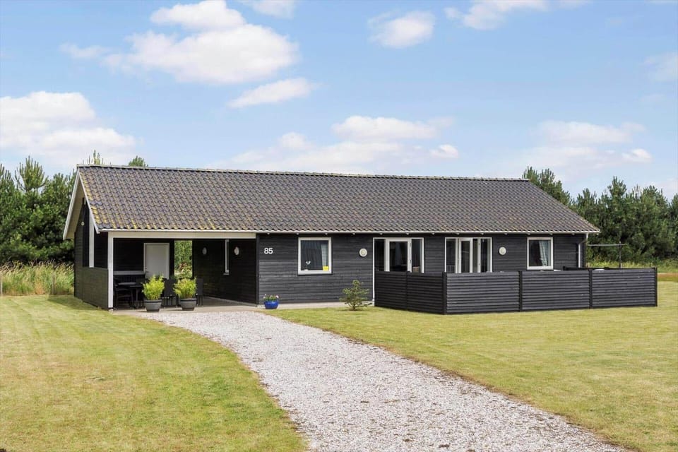 M217-Vaeggerlose-Savavej-85 House in Væggerløse