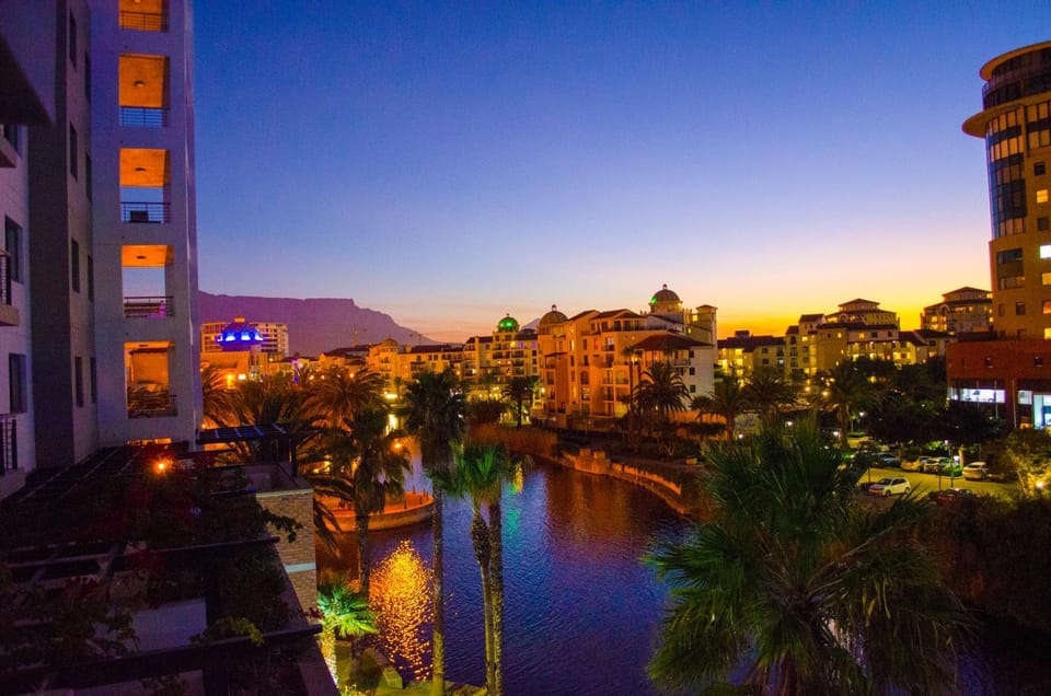 City view, Lake view, Mountain view