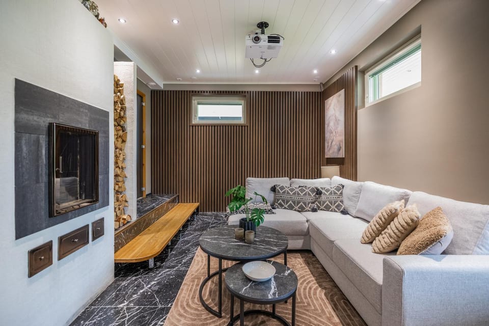TV and multimedia, Seating area