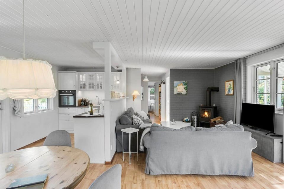 M352-Vaeggerlose-Pebertraevej-1 House in Væggerløse