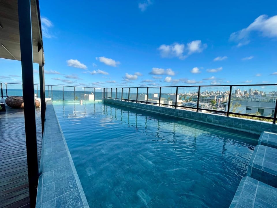 Flat no Bessa a 50m do mar - Rooftop com vista - Recepção 24h Apartment in Cabedelo