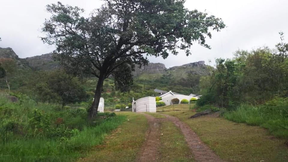 Neighbourhood, Natural landscape