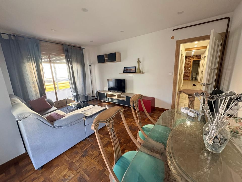Communal lounge/ TV room, TV and multimedia