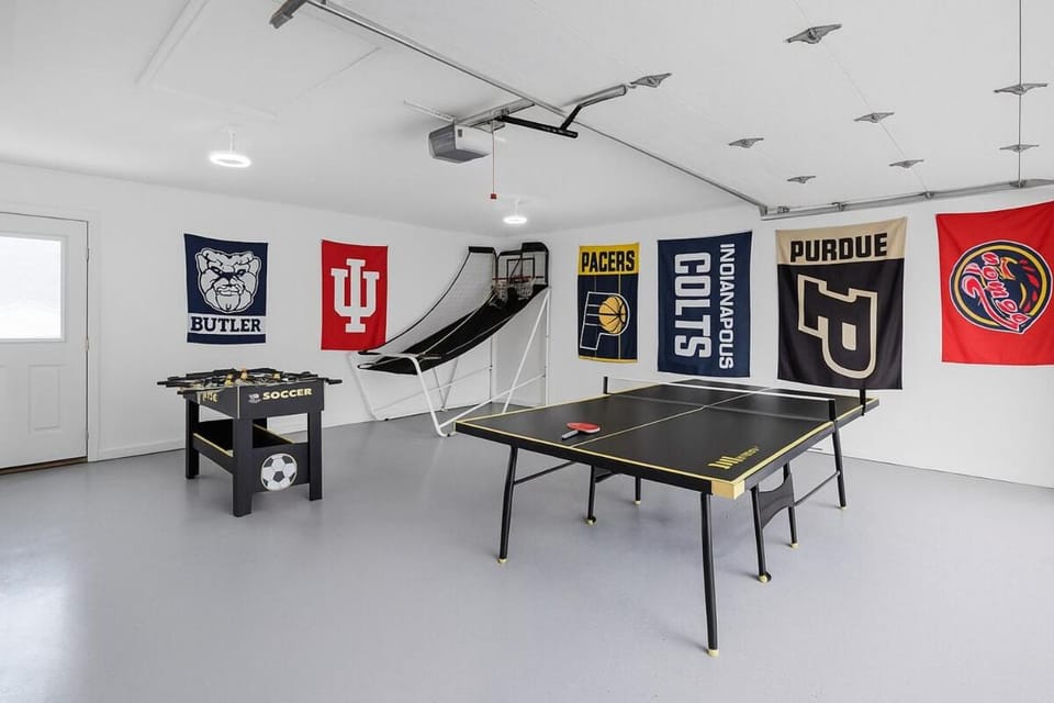 Game Room, Table tennis