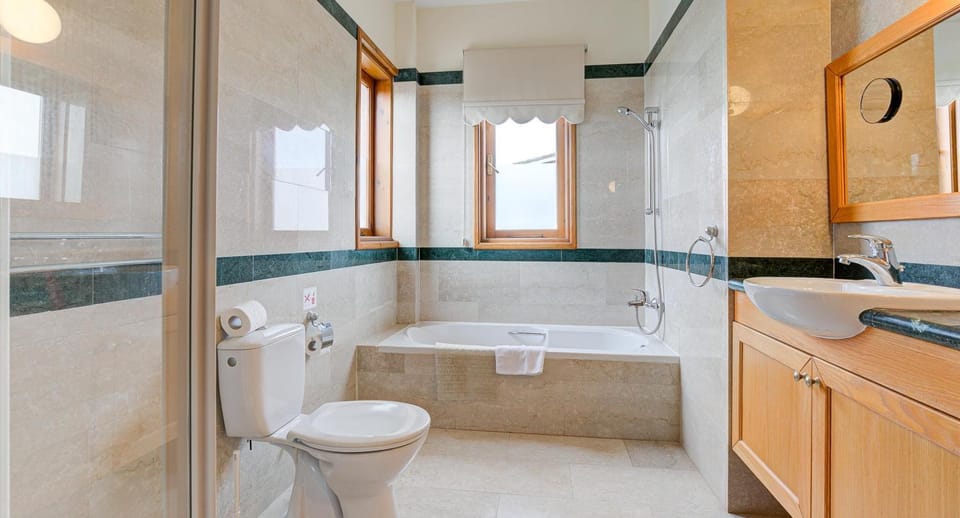Shower, Bathroom, Bath