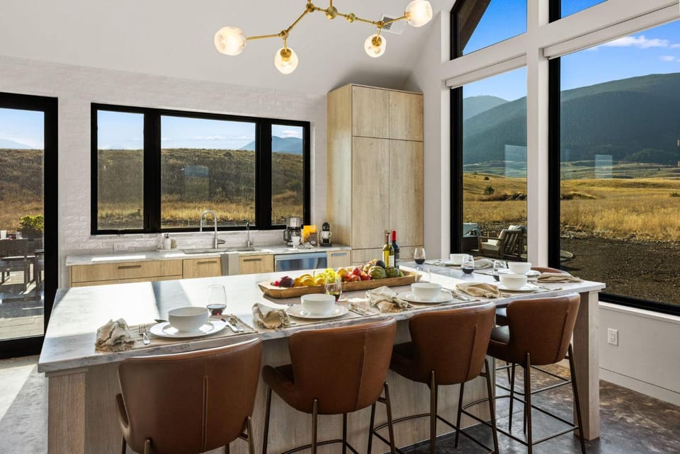 Glass House Montana I The valley, without compromise House in Emigrant