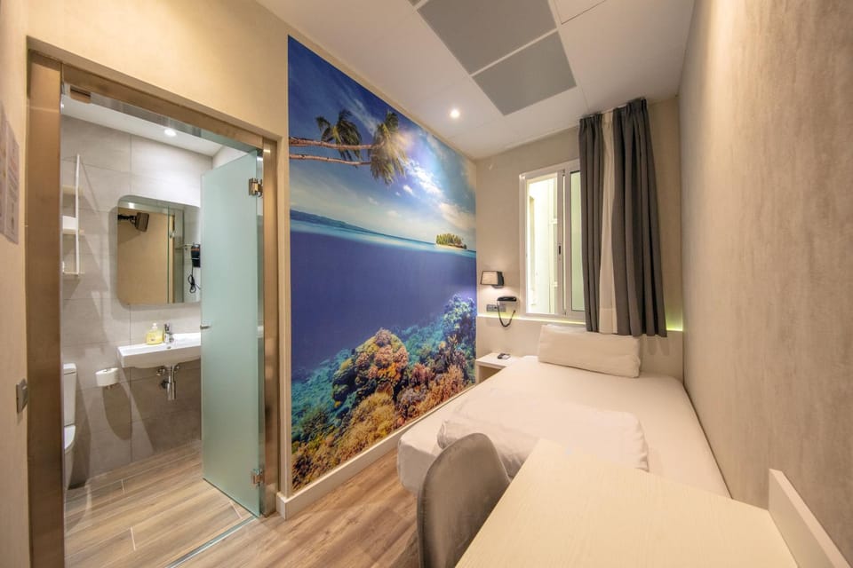 Bathroom, Photo of the whole room, Bedroom