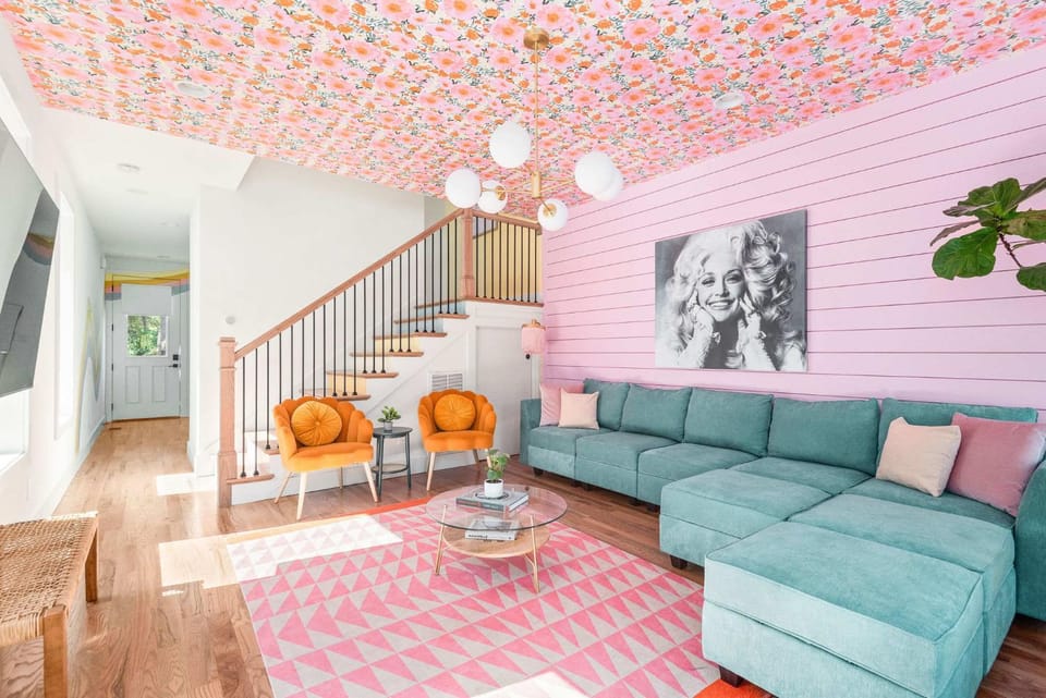 Living room, Seating area