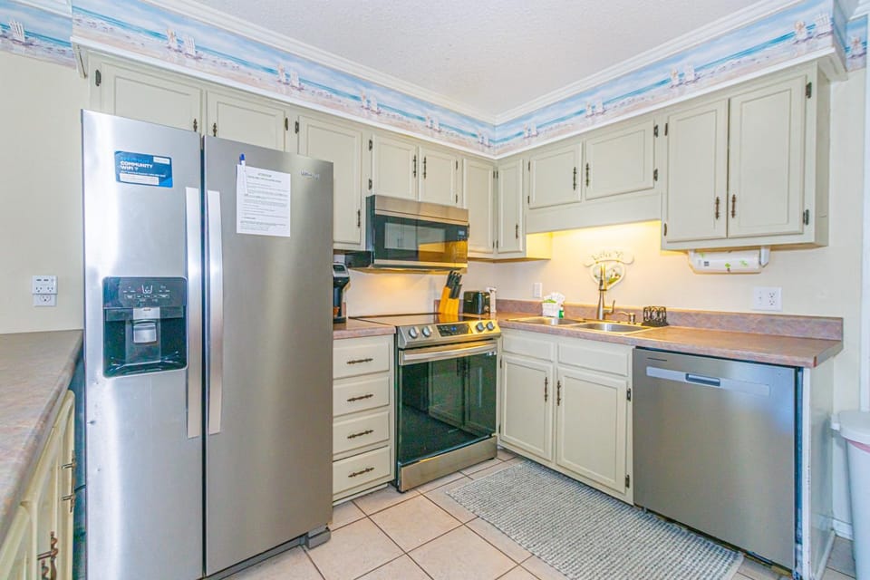 Tranquil First Floor 2 Bedroom Condo at Ocean Forest Villas! Sleeps 6! House in Myrtle Beach
