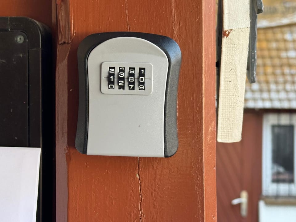 locker, pet friendly, pet friendly