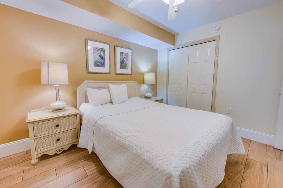 New 4BR Ocean Bay Club - Pools, Oceanview Condo House in North Myrtle Beach