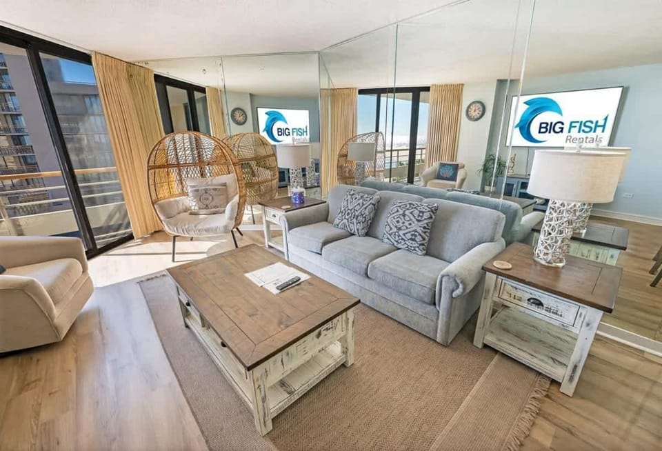 3BR Pools, Direct Ocean Front, Ocean Creek, Views! House in Briarcliffe Acres