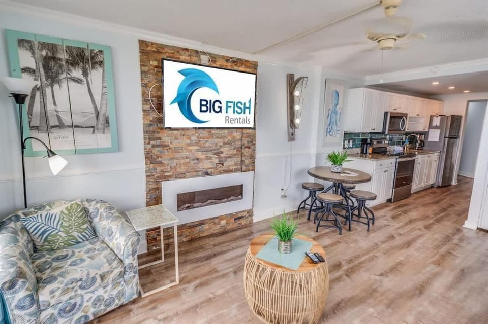 Private Ocean Park Oceanfront, Pools, Views House in Myrtle Beach