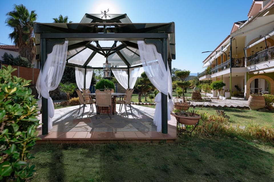 Patio, Garden