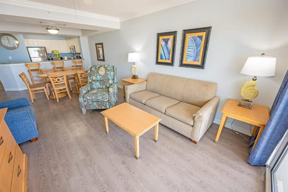 3BR New at Paradise Resort,King Suite,Pools,Views! House in Myrtle Beach