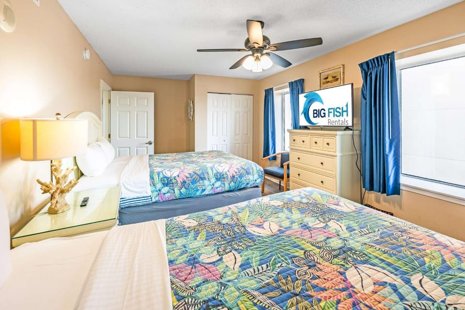 New 3BR at Paradise Resort,King Suite,Pools,Views! House in Myrtle Beach